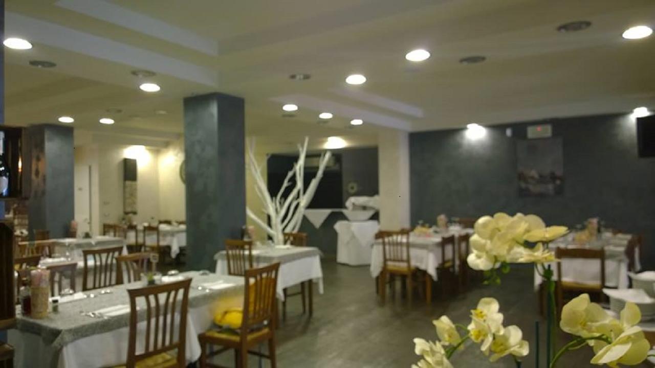 Albergo Ristorante Uspa Gorino Ferrarese Exterior photo